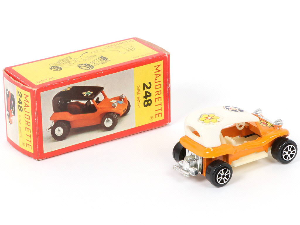 Lot 110 - MAJORETTE (FRANCE) (1)