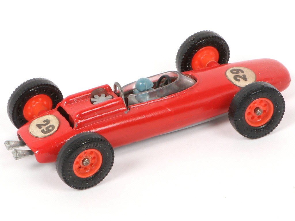 Lot 30 - MAJORETTE (FRANCE) (1)