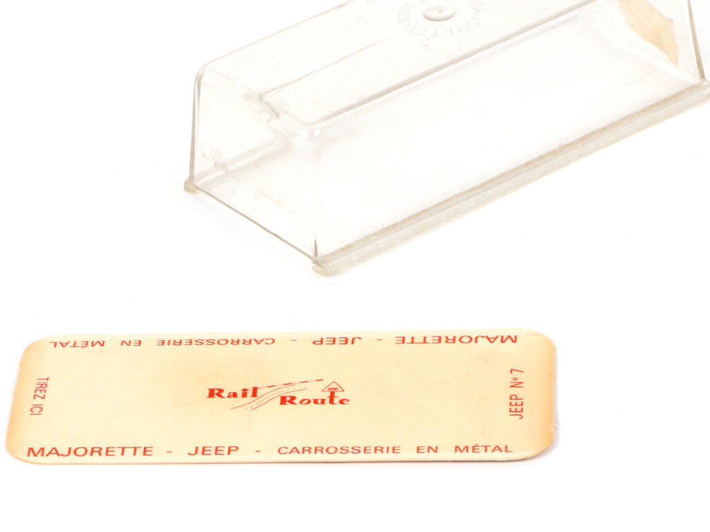 Lot 194 - MAJORETTE (FRANCE) (1)