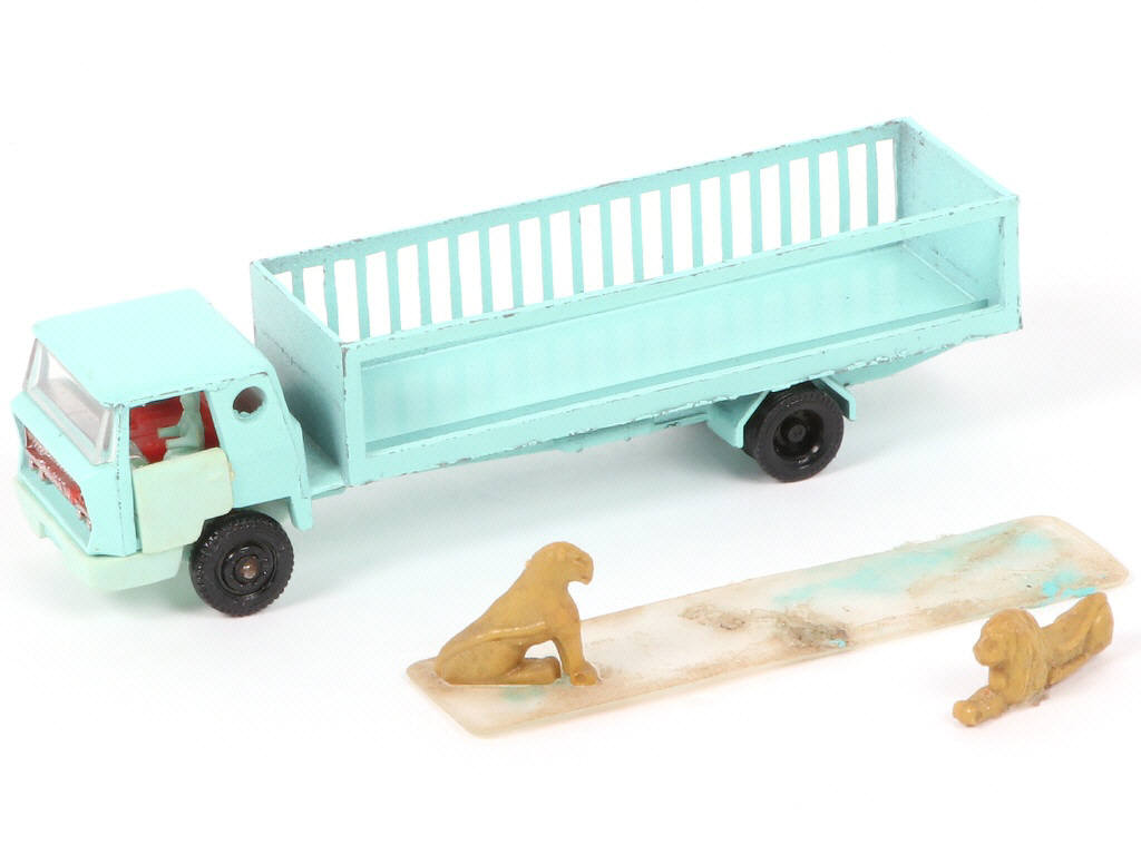 Lot 188 - MAJORETTE (FRANCE) (1)