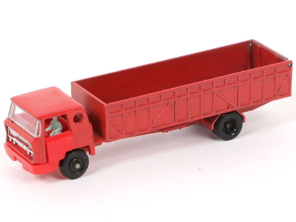 Lot 186 - MAJORETTE (FRANCE) (1)