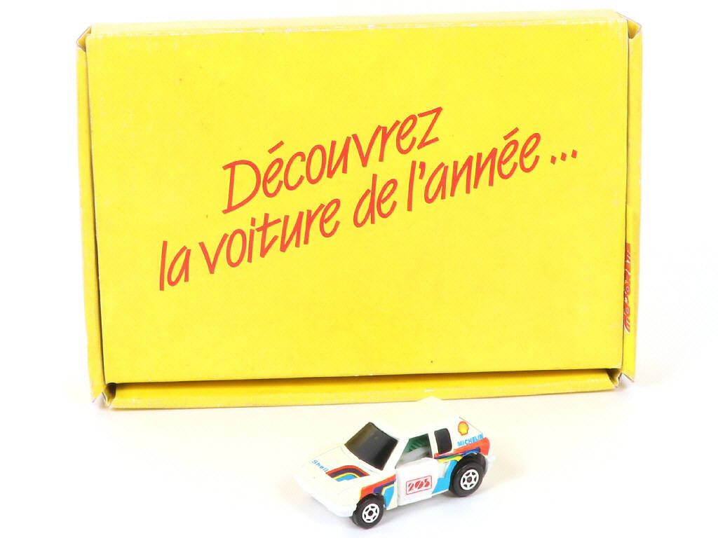 Lot 14 - MAJORETTE (FRANCE) (1)