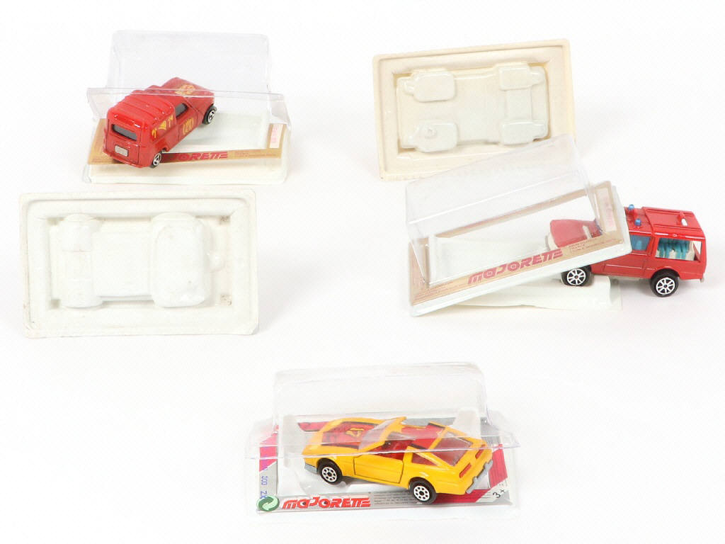 Lot 234 - MAJORETTE (FRANCE) (5)