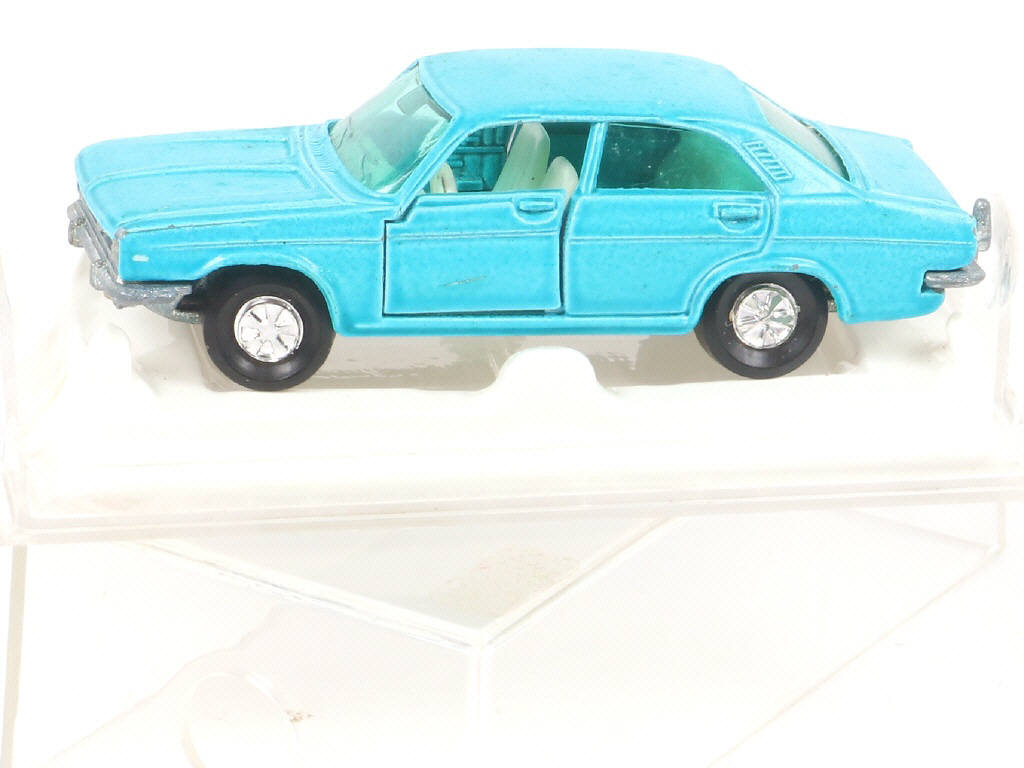 Lot 51 - MAJORETTE (FRANCE) (1)