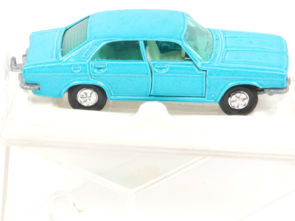 Lot 51 - MAJORETTE (FRANCE) (1)