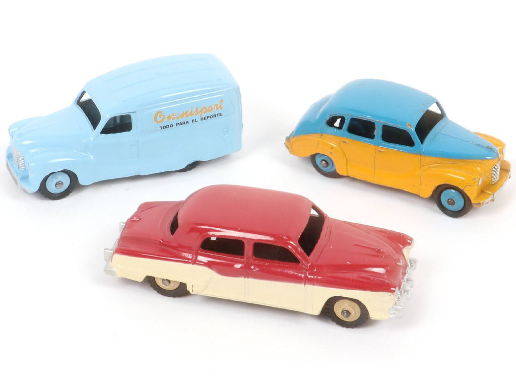 Lot 321 - DINKY TOYS (GB) (3)