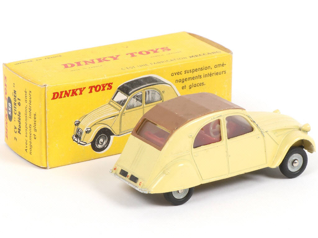 Lot 337 - DINKY TOYS (FRANCE) (1)