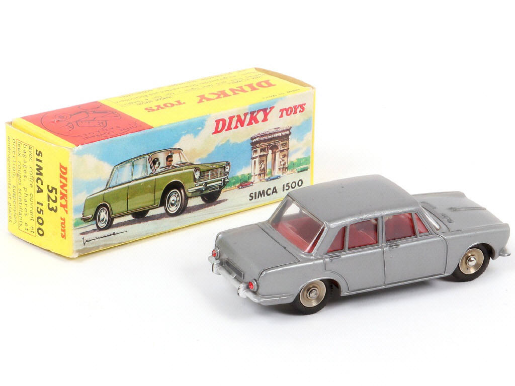 Lot 340 - DINKY TOYS (FRANCE) (1)