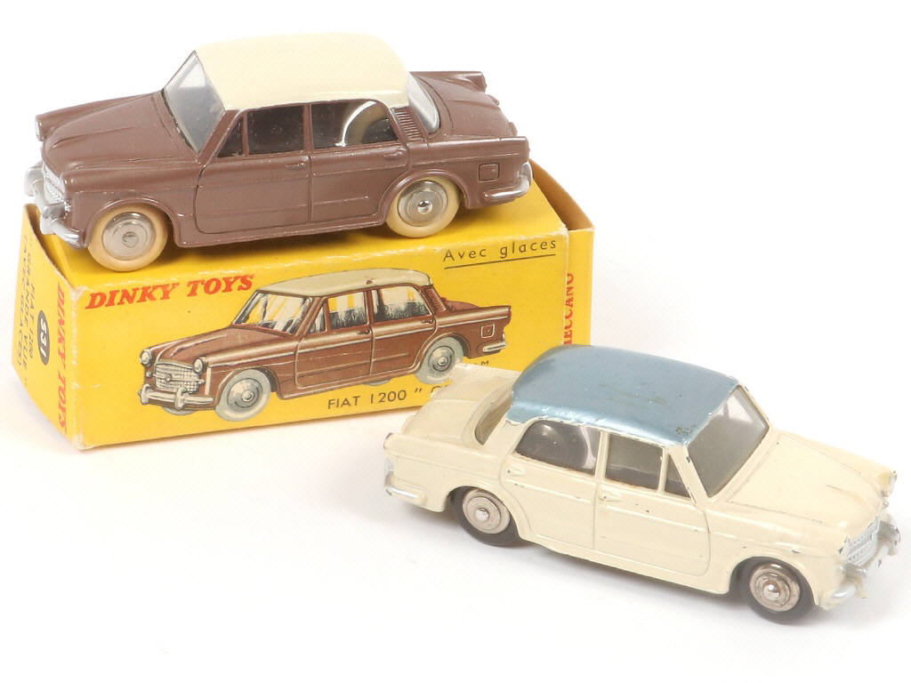 Lot 364 - DINKY TOYS (FRANCE) (2)