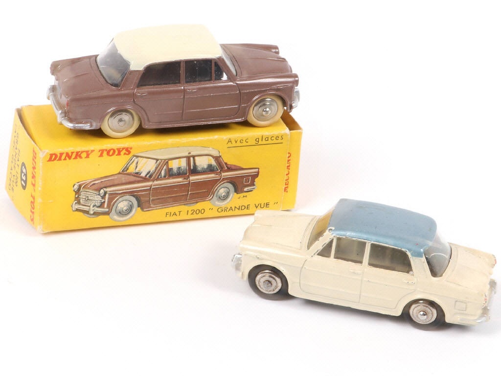 Lot 364 - DINKY TOYS (FRANCE) (2)