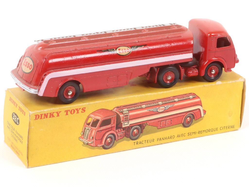 Lot 356 - DINKY TOYS (FRANCE) (1)