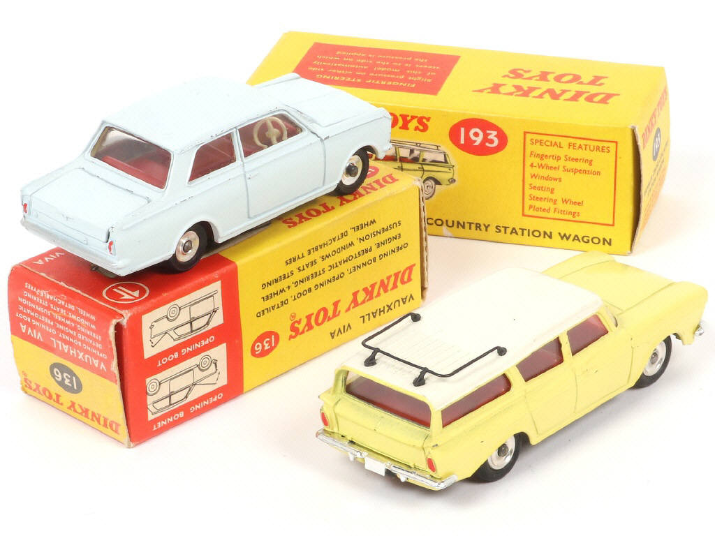 Lot 195 - DINKY TOYS (GB) (2)