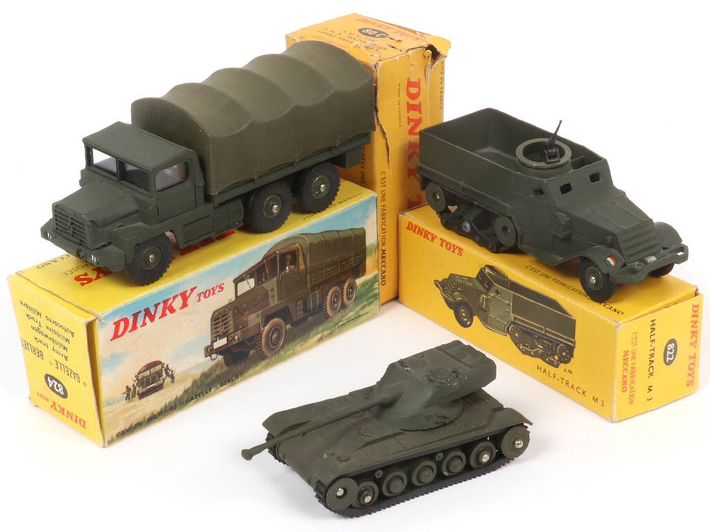 Lot 294 - DINKY TOYS (FRANCE) (3)