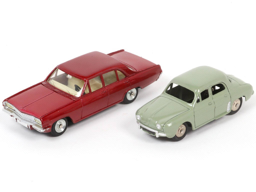 Lot 261 - DINKY TOYS (FRANCE) (2)