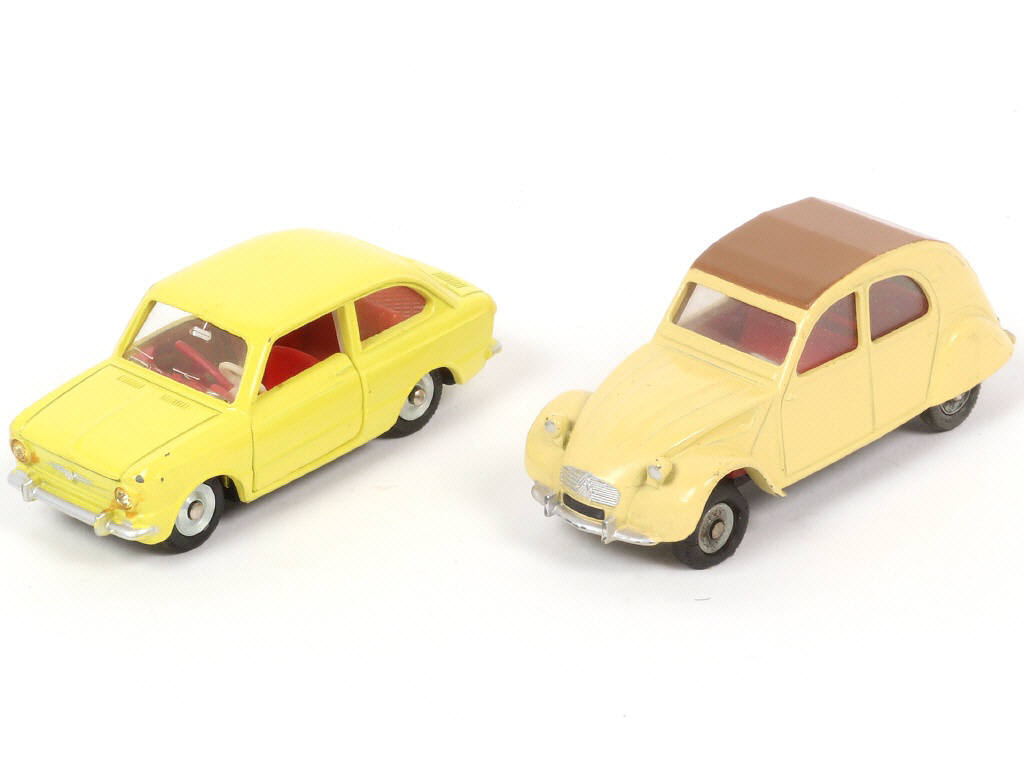 Lot 259 - DINKY TOYS (FRANCE) (2)