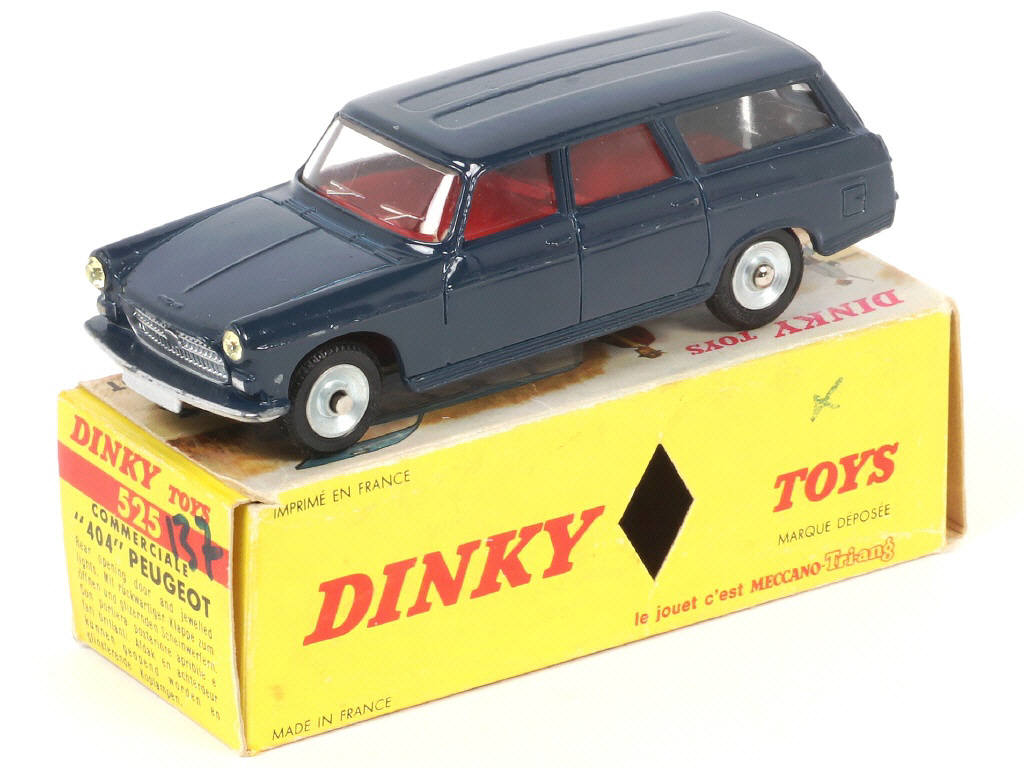 Lot 241 - DINKY TOYS (FRANCE) (1)
