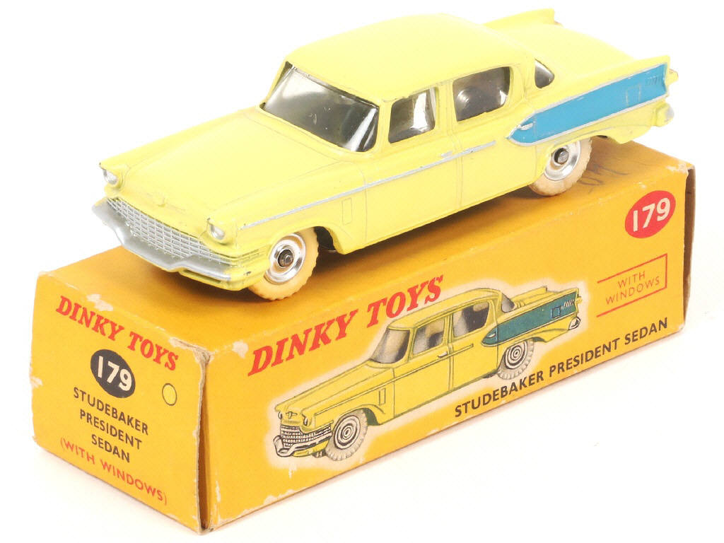 Lot 169 - DINKY TOYS (GB) (1)