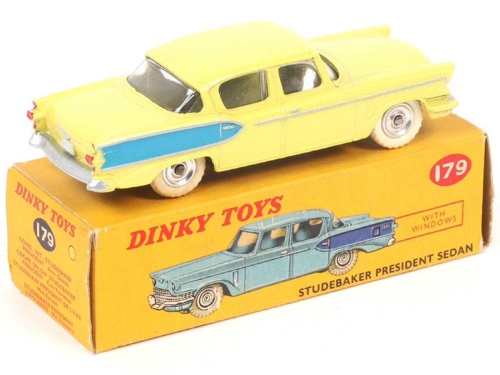 Lot 169 - DINKY TOYS (GB) (1)