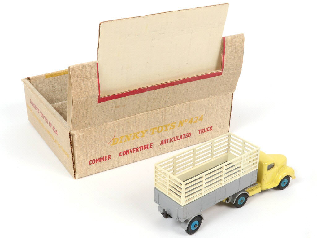 Lot 184 - DINKY TOYS (GB) (1)