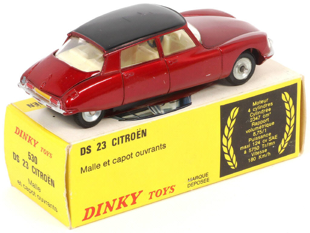 Lot 249 - DINKY TOYS (FRANCE) (1)