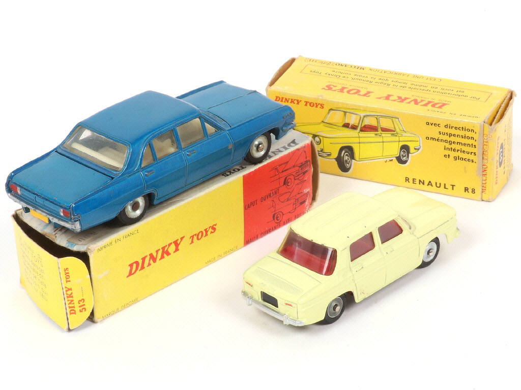 Lot 271 - DINKY TOYS (FRANCE) (2)