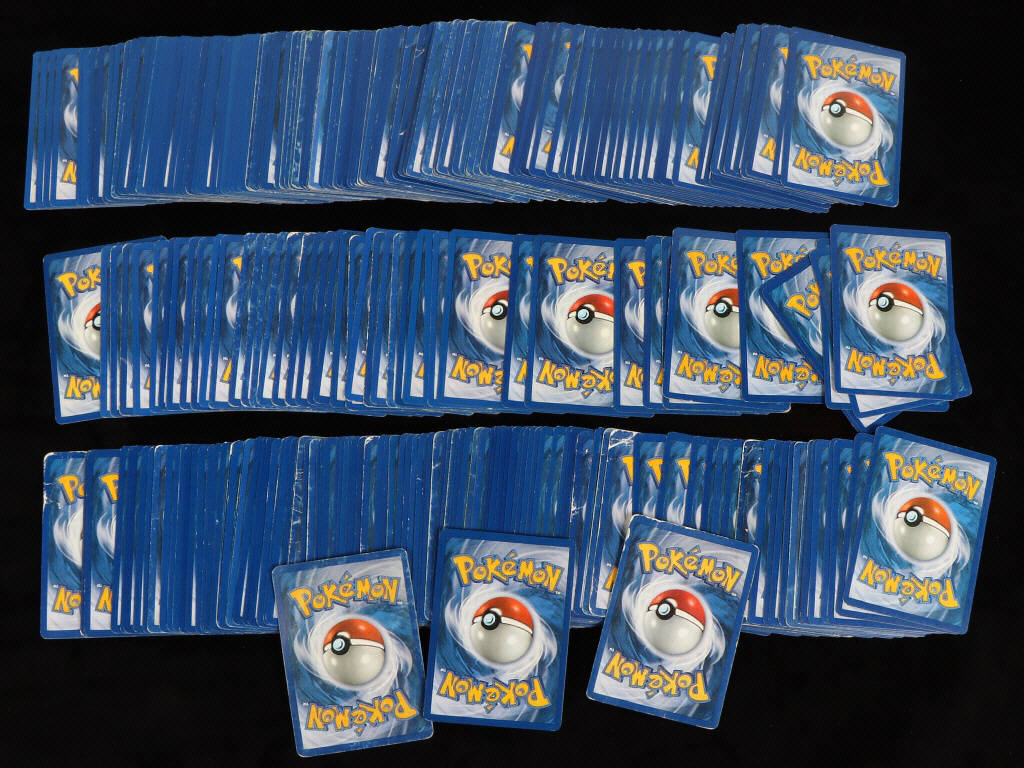 Lot 104 - POKEMON COMPANY (FRANCE) (1)