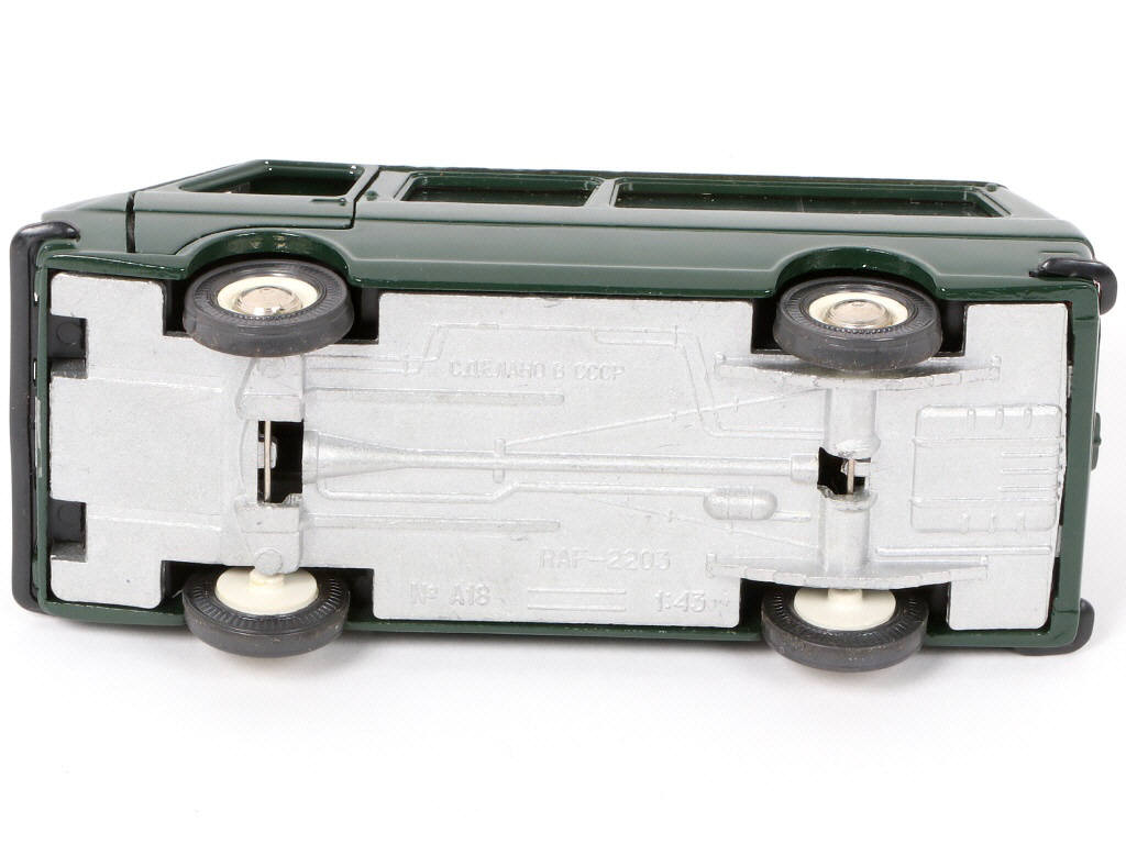 Lot 211 - DIVERS (URSS) (5)