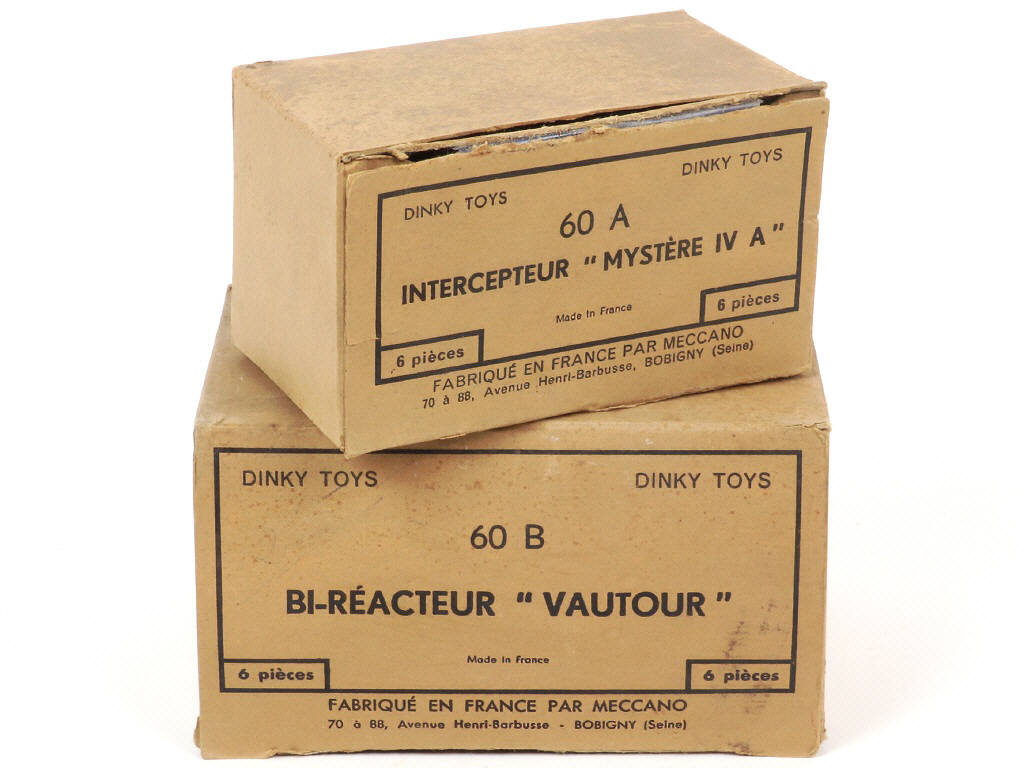 Lot 370 - DINKY TOYS (FRANCE) (2)