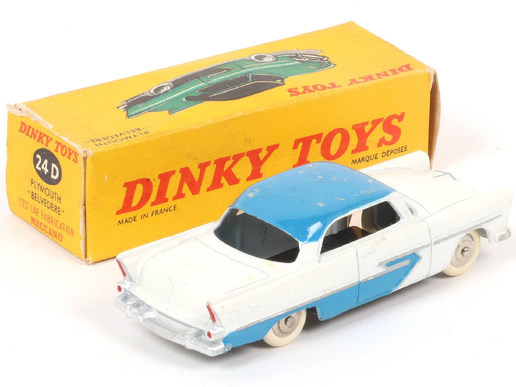 Lot 396 - DINKY TOYS (FRANCE) (1)