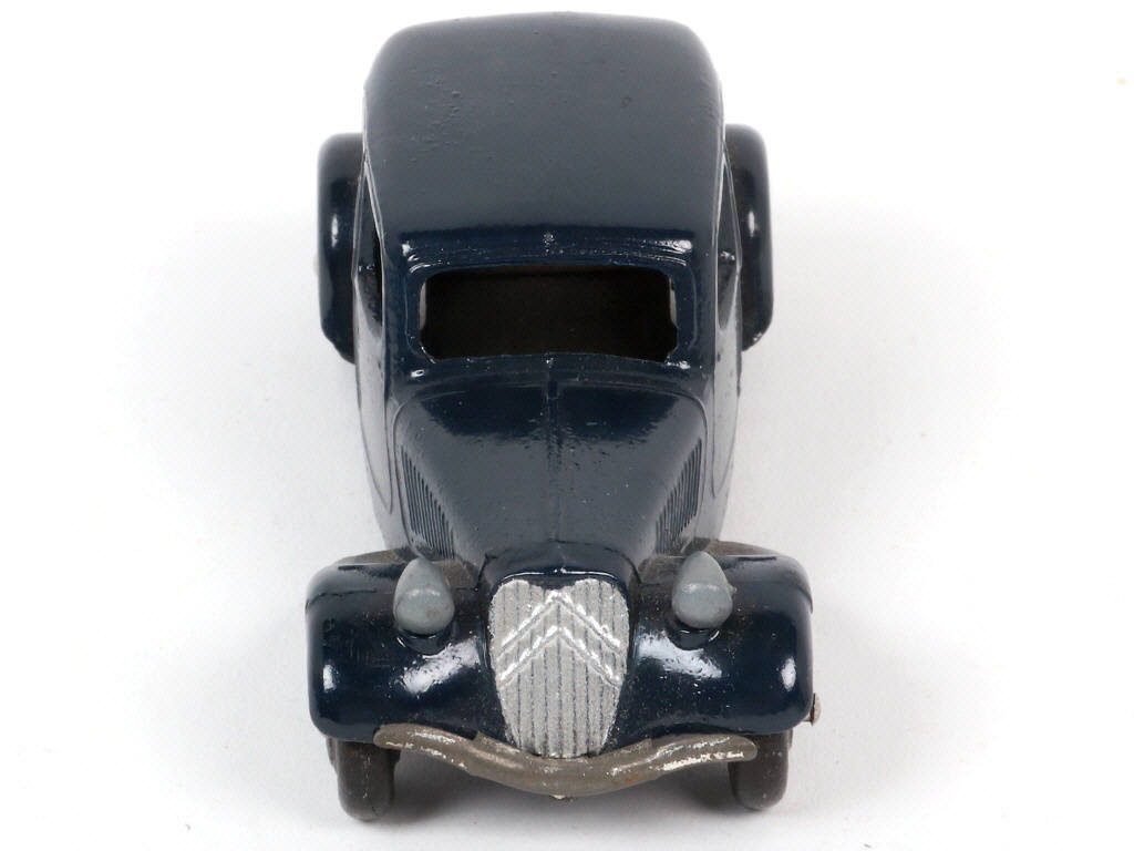 Lot 375 - DINKY TOYS (FRANCE) (1)