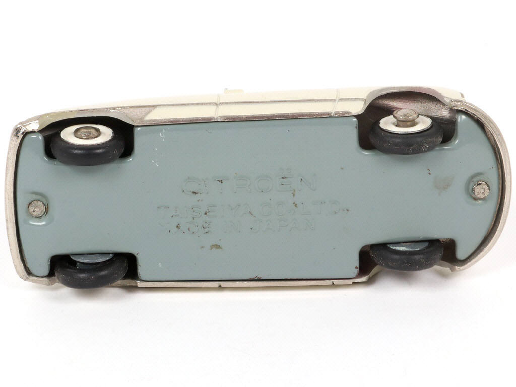 Lot 88 - TAISEIYA MICRO PET (JAPON) (1)