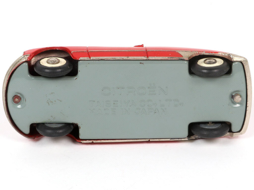 Lot 86 - TAISEIYA MICRO PET (JAPON) (1)