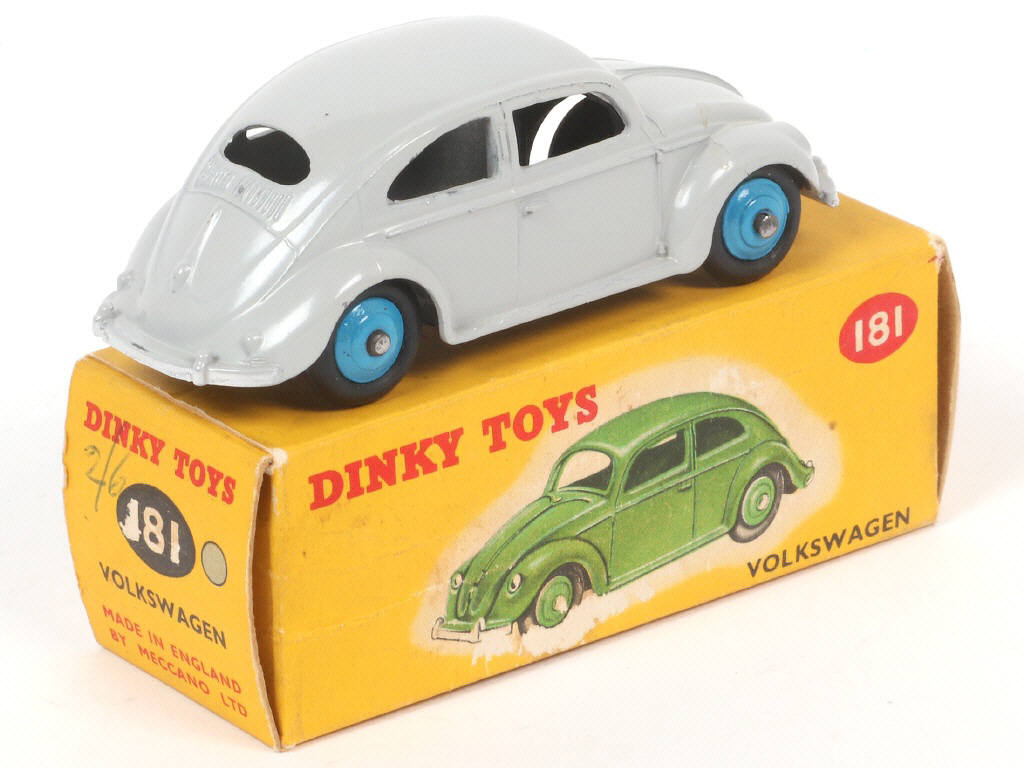 Lot 288 - DINKY TOYS (GB) (1)