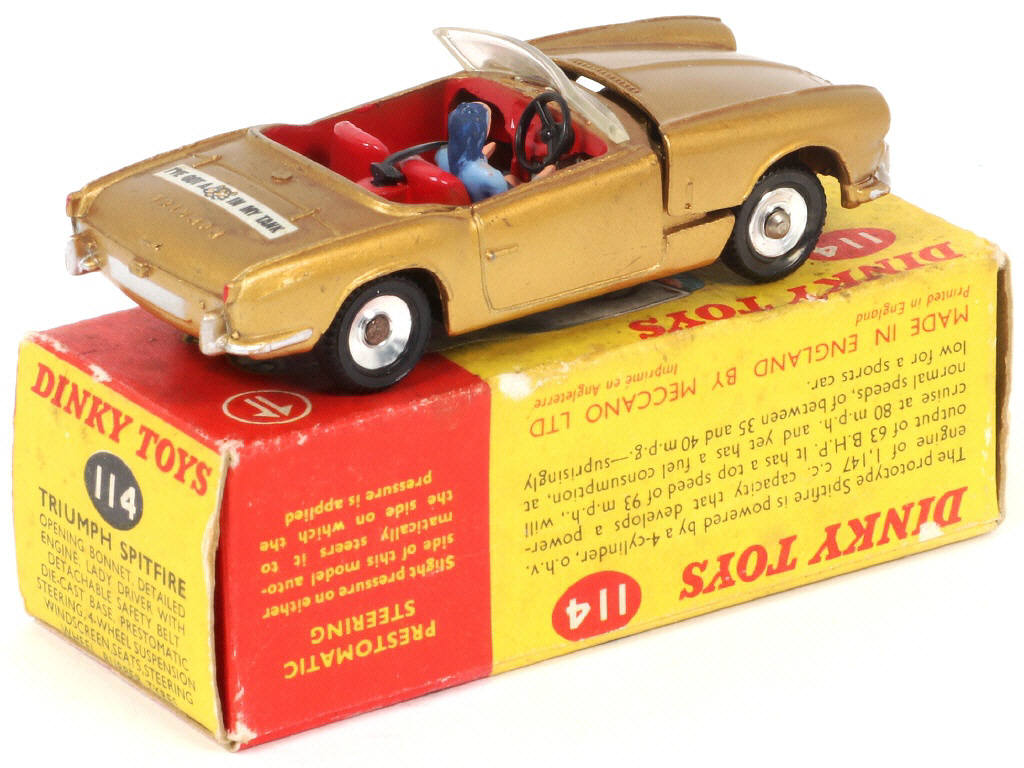 Lot 297 - DINKY TOYS (GB) (1)