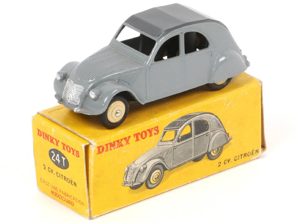 Lot 409 - DINKY TOYS (FRANCE) (1)