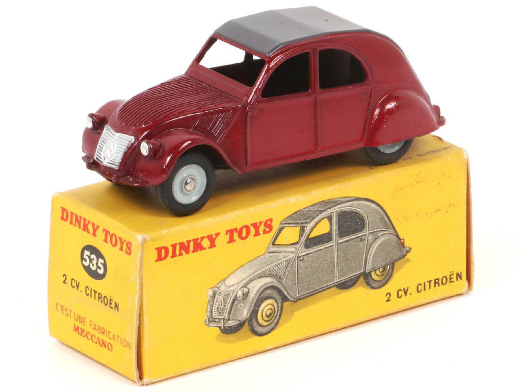Lot 413 - DINKY TOYS (FRANCE) (1)
