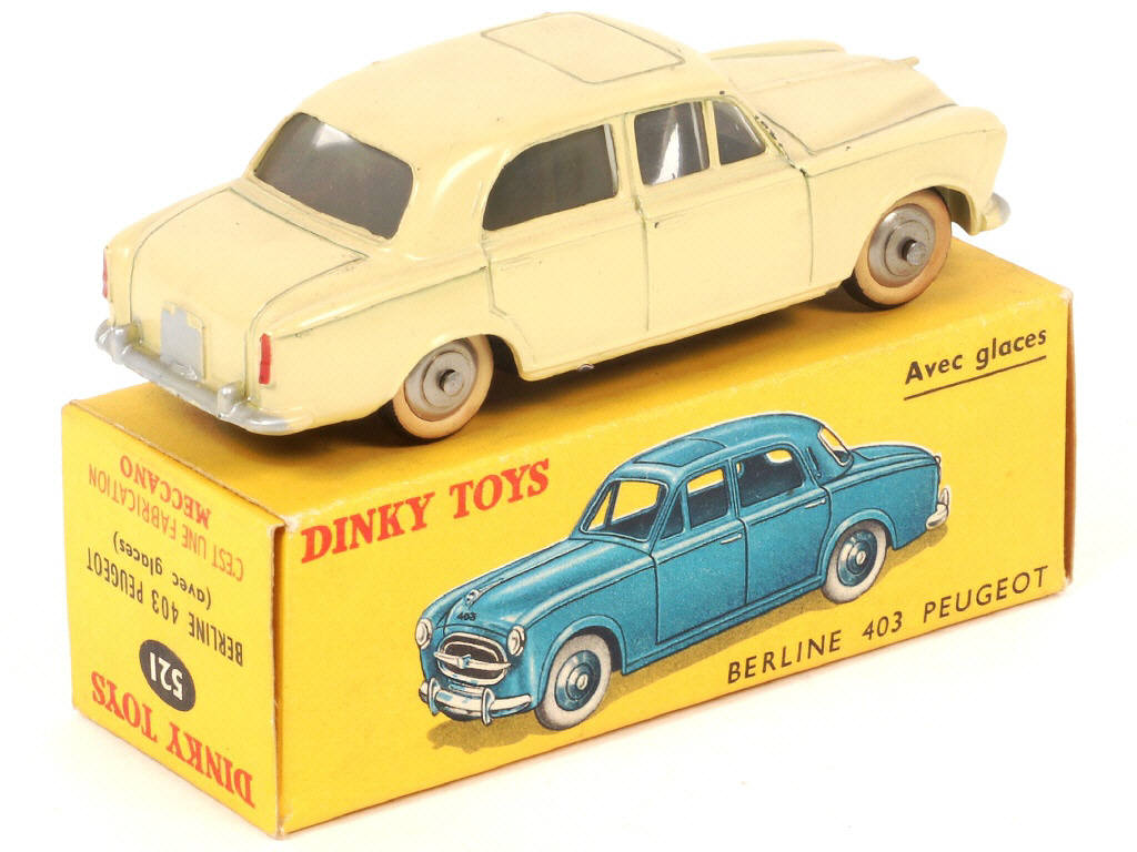Lot 389 - DINKY TOYS (FRANCE) (1)