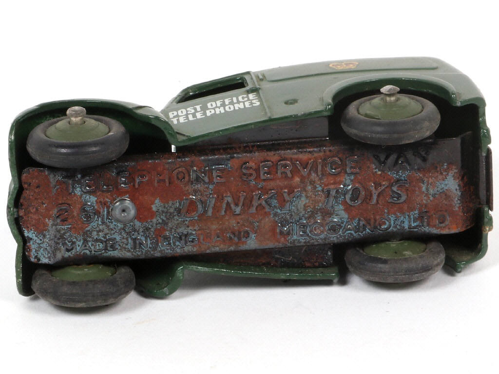 Lot 316 - DINKY TOYS (GB) (1)