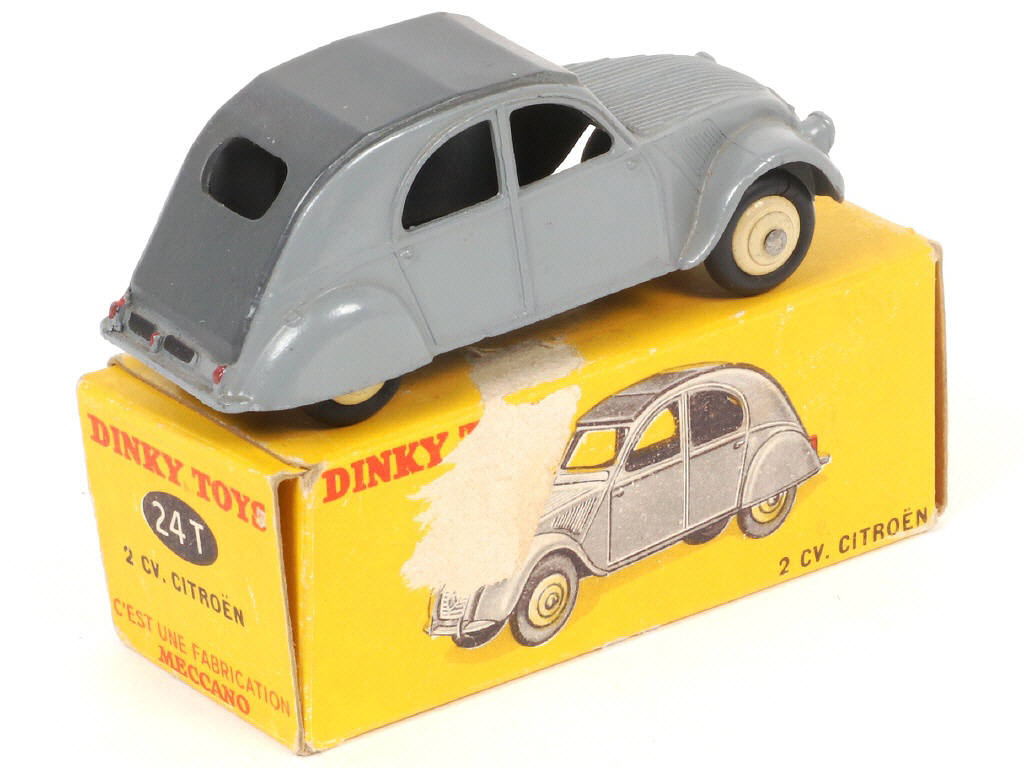 Lot 410 - DINKY TOYS (FRANCE) (1)