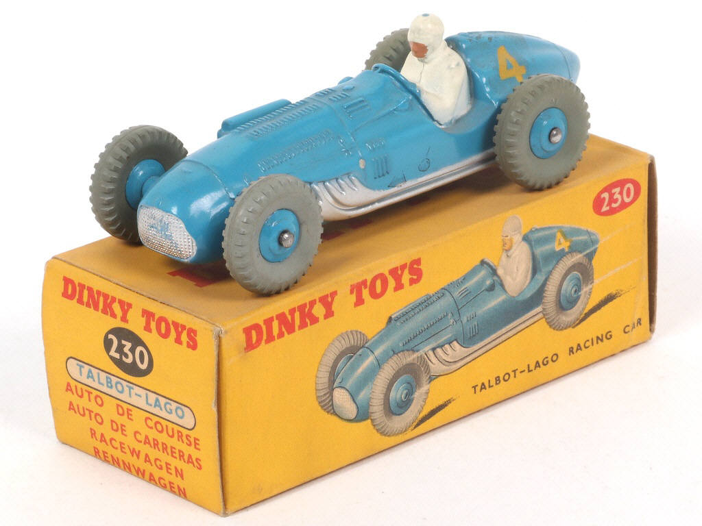 Lot 261 - DINKY TOYS (GB) (1)