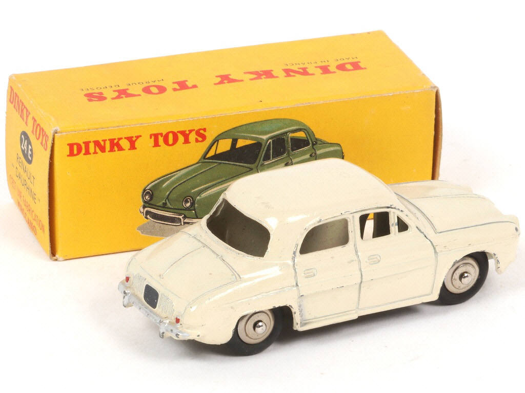 Lot 404 - DINKY TOYS (FRANCE) (1)