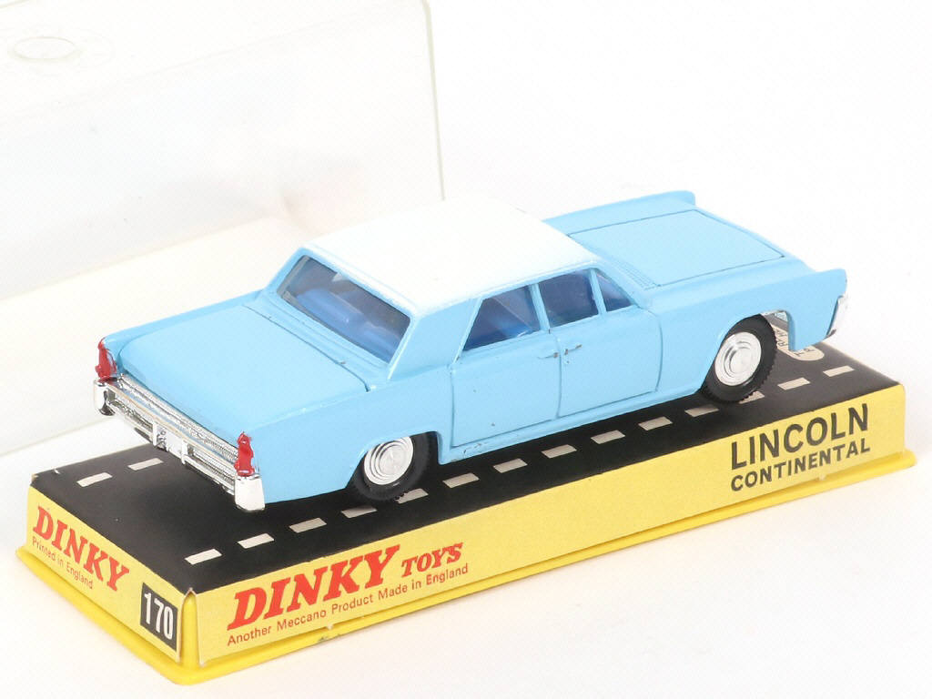 Lot 308 - DINKY TOYS (GB) (1)