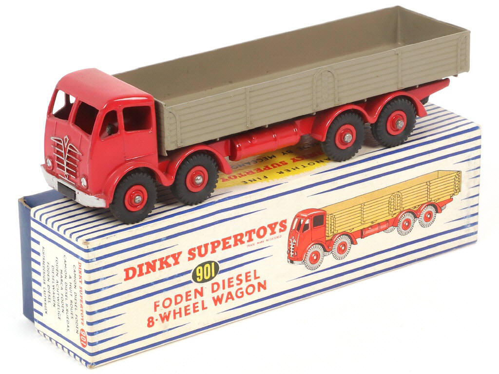 Lot 324 - DINKY TOYS (GB) (1)