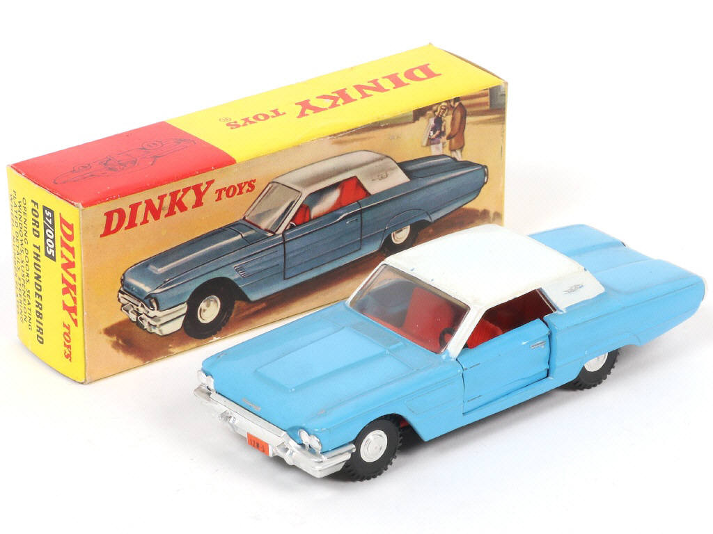 Lot 306 - DINKY TOYS (GB) (1)