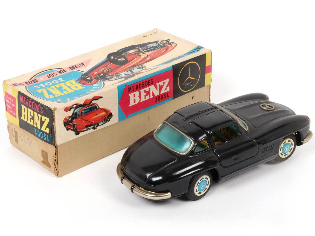 Lot 29 - SINSEI TOYS (JAPON) (1)