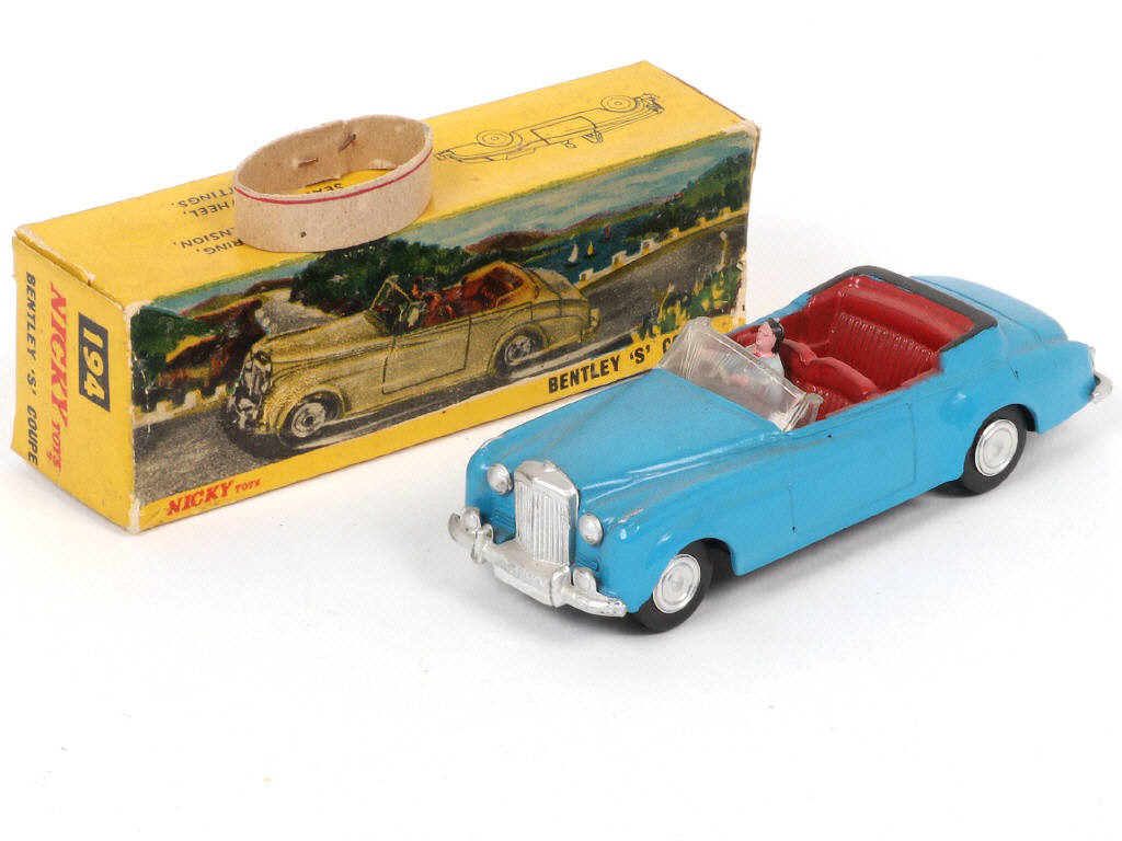 Lot 251 - NICKYTOYS (INDE) (1)