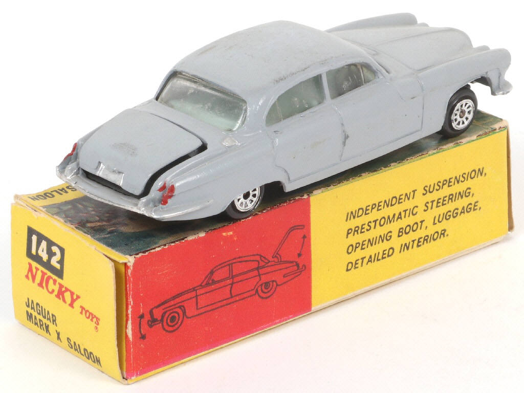 Lot 246 - NICKYTOYS (INDE) (1)