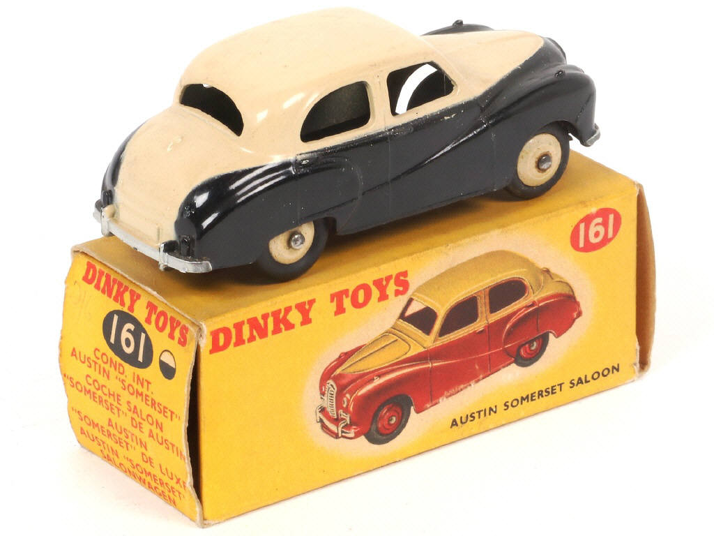 Lot 278 - DINKY TOYS (GB) (1)