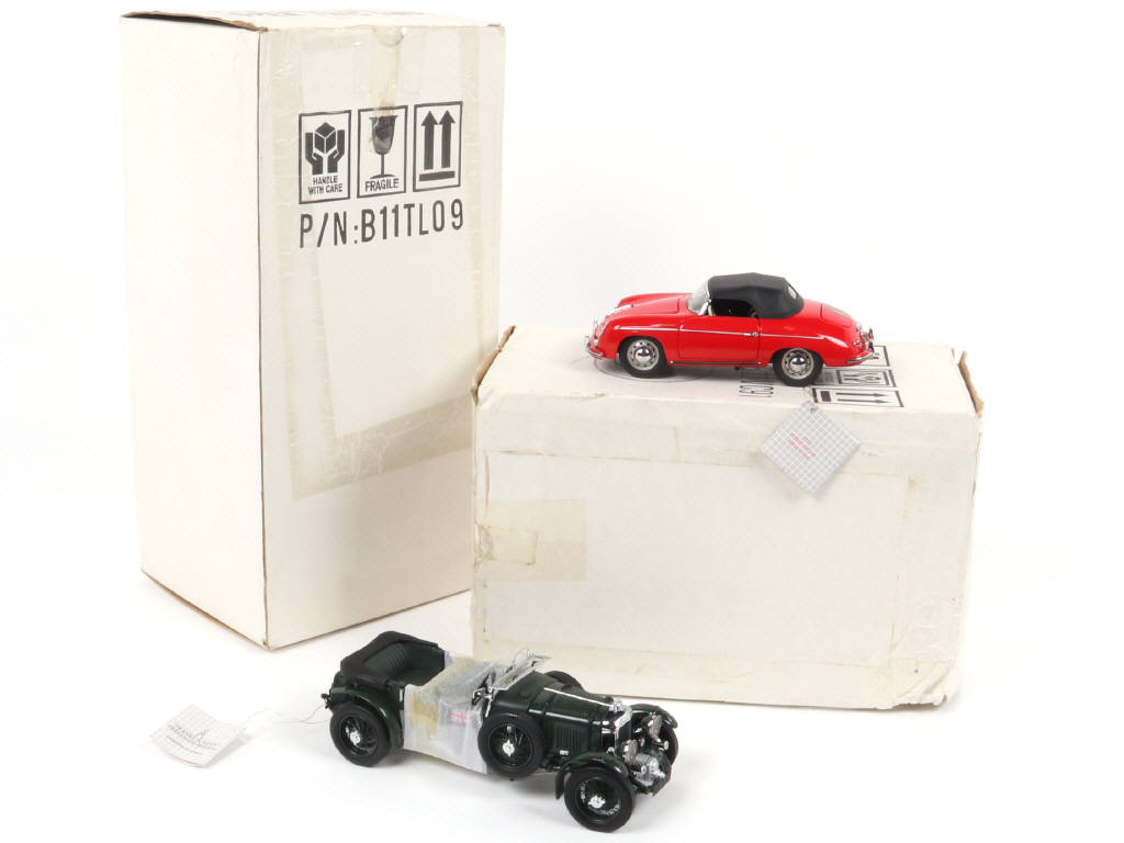 Lot 85 - FRANKLIN MINT (USA) (2)