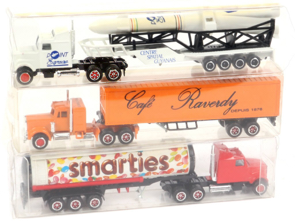 Lot 243 - MAJORETTE (FRANCE) (1)